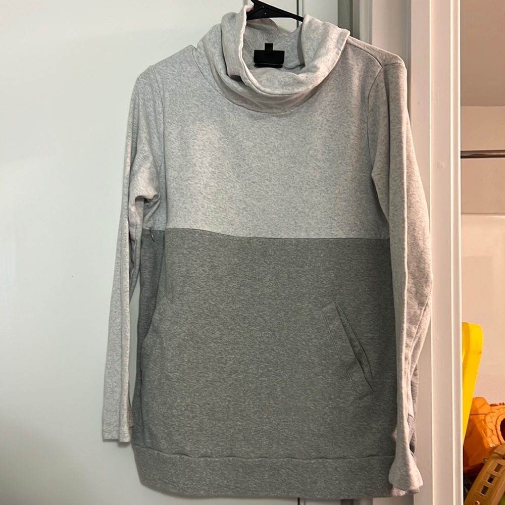 Nursing Queen Sweatshirt